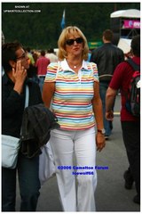 Sexy old blonde in voyeur camel toe pics